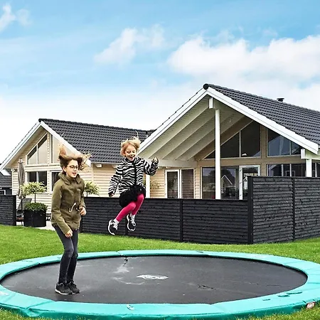 Casa vacanze Luxury Pool Retreat By Sea - By Traum Bogense